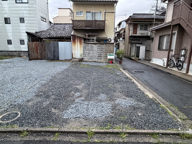 西柳ノ内町47-2駐車場(2) (アイドリング禁止)の駐車場写真