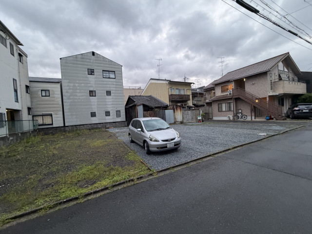 西柳ノ内町47-2駐車場(2) (アイドリング禁止)の駐車場写真