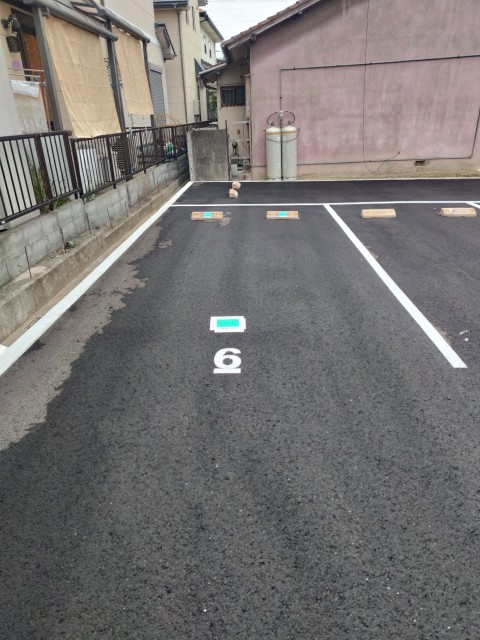 MR3 太田618-27 　6番駐車場の駐車場写真