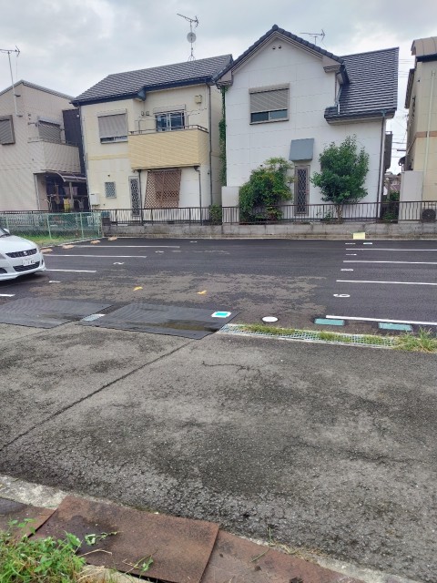 MR3 太田618-27 　6番駐車場の駐車場写真