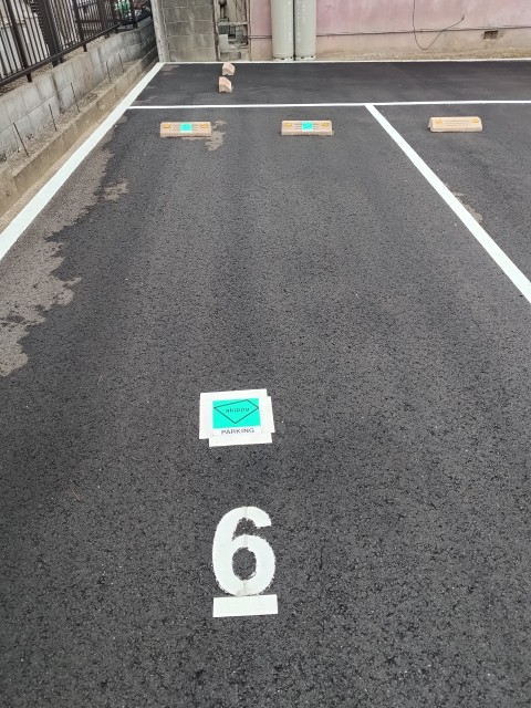 MR3 太田618-27 　6番駐車場の駐車場写真