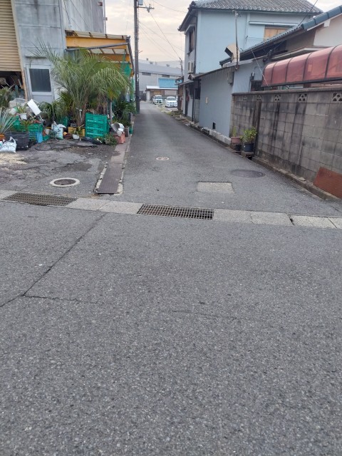 MR3 太田618-27 　6番駐車場の駐車場写真