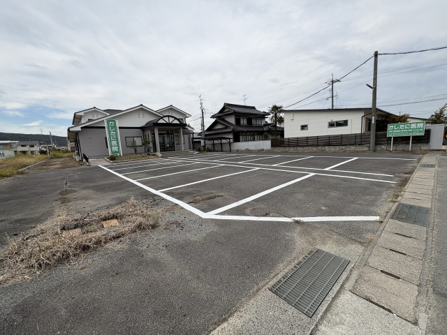倉富137-7駐車場の駐車場写真
