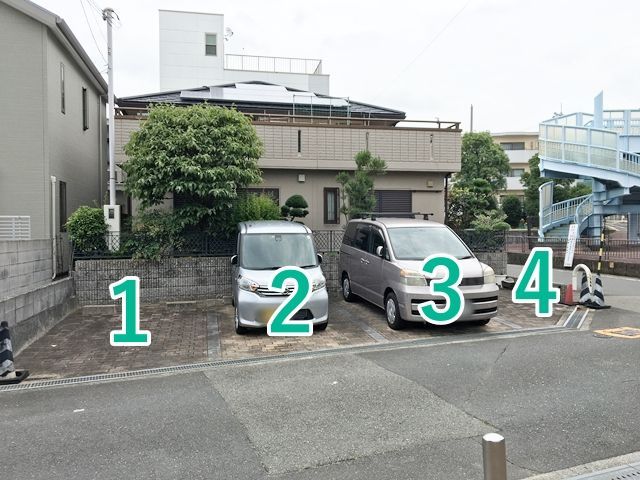 蛍池中町駐車場【4】の駐車場写真