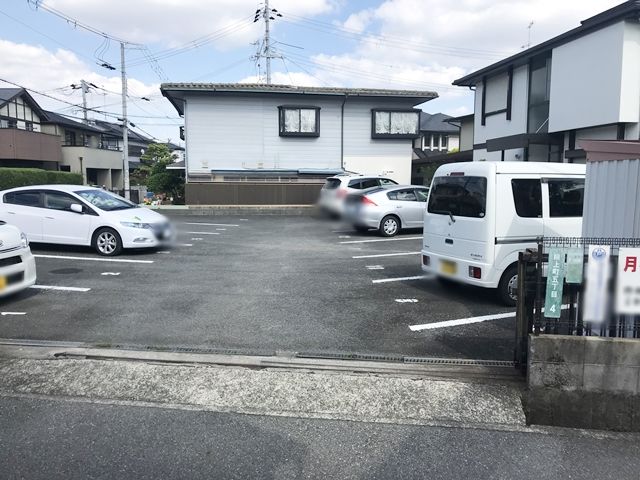 駐車場写真2