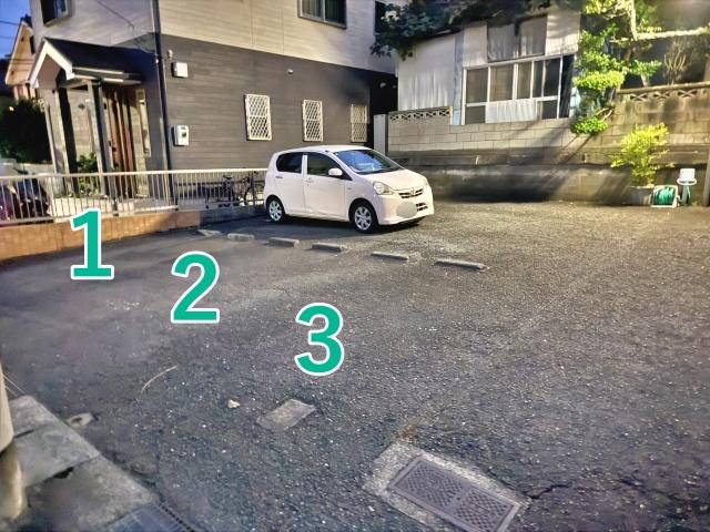 【南側】浦郷町2丁目 月極☆アキッパ駐車場の駐車場写真