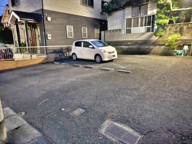 【南側】浦郷町2丁目 月極☆アキッパ駐車場の駐車場写真