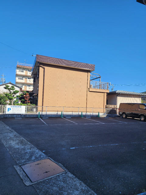 ㈲カワノの駐車場写真