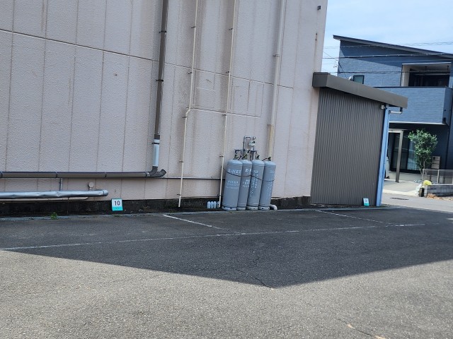 ㈲カワノの駐車場写真