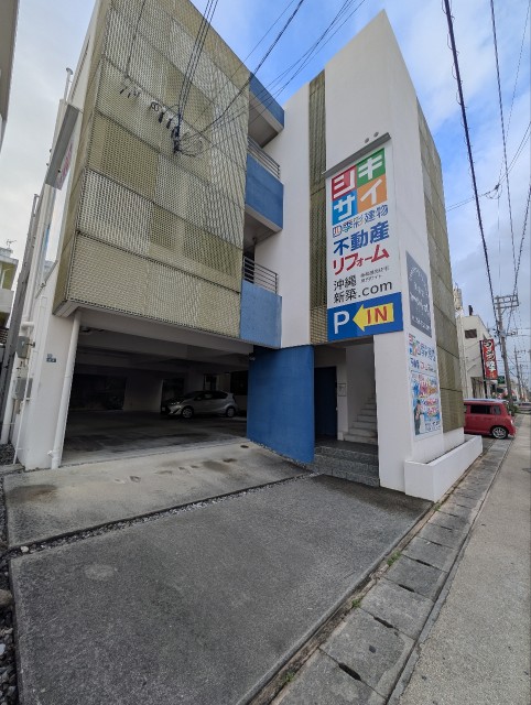 山内4-9-8駐車場の駐車場写真