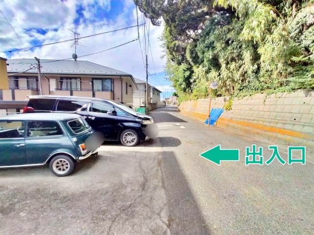 メゾン塩澤駐車場の駐車場写真