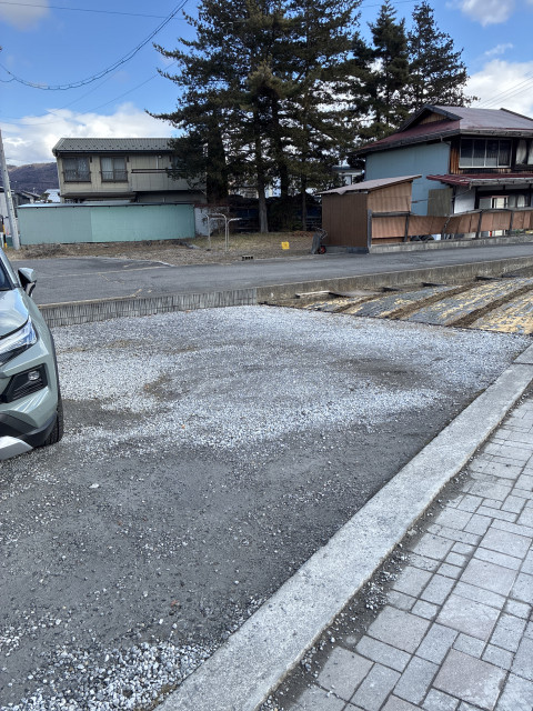 湖南1615駐車場の駐車場写真