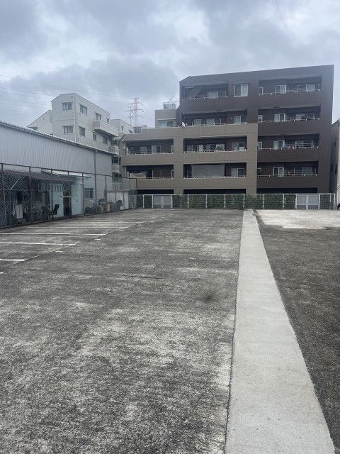 駐車場写真2