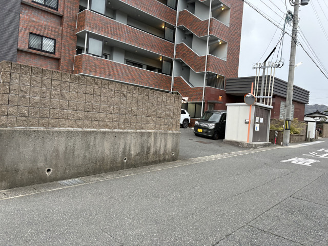 一の宮町3丁目7-27駐車場の駐車場写真