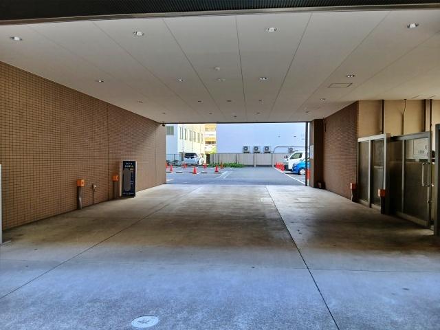 東横INN大阪梅田東【平面限定 1日停め放題プラン 9:00~20:00】の駐車場写真