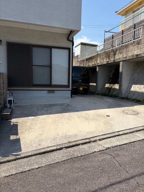 沖塩屋2丁目5-3駐車場の駐車場写真
