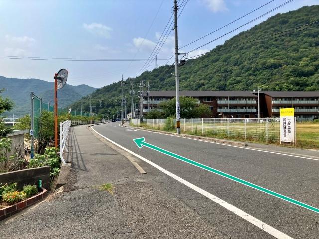 こども園南側空き地駐車場 10月18日(日)【第42回備前焼まつり】の駐車場写真
