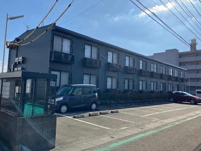 レオパレスはぴねす横尾駐車場【28971】の駐車場写真