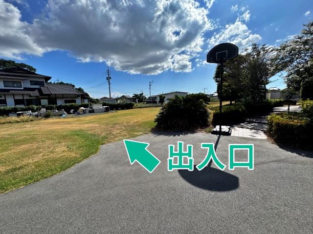 御代志1850-2駐車場の駐車場写真