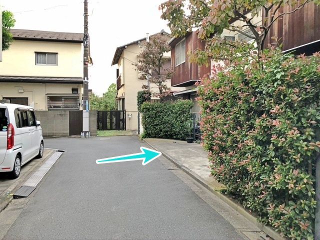駐車場周辺②