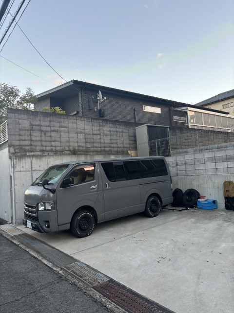 光明台2丁目25-6駐車場の駐車場写真