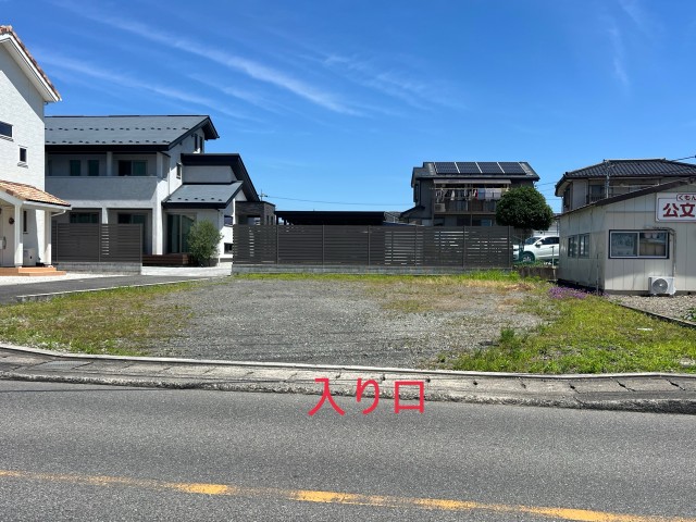 古市場77駐車場の駐車場写真