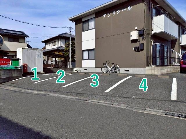 アンリシール駐車場の駐車場写真