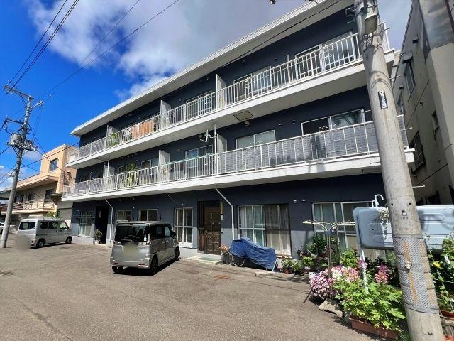 【前向き駐車必須】ハイツ片岡☆アキッパ駐車場【08:30～18:00】の駐車場写真