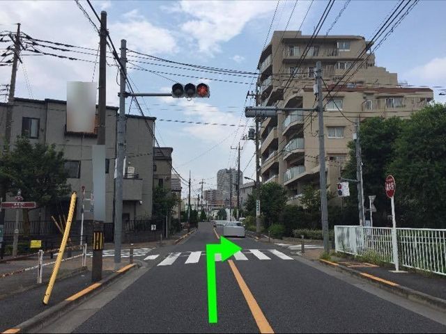 【順路1】「小金井街道」を南へ直進し、「府中町第1市民農園」の角を右折します