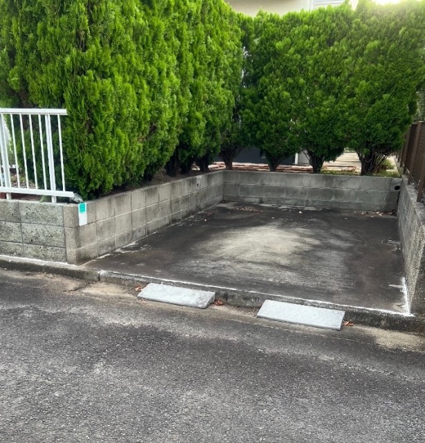 豊が丘5丁目19-1東側 軽専用駐車場の駐車場写真