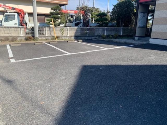 レオパレス粲粲駐車場【28124】の駐車場写真