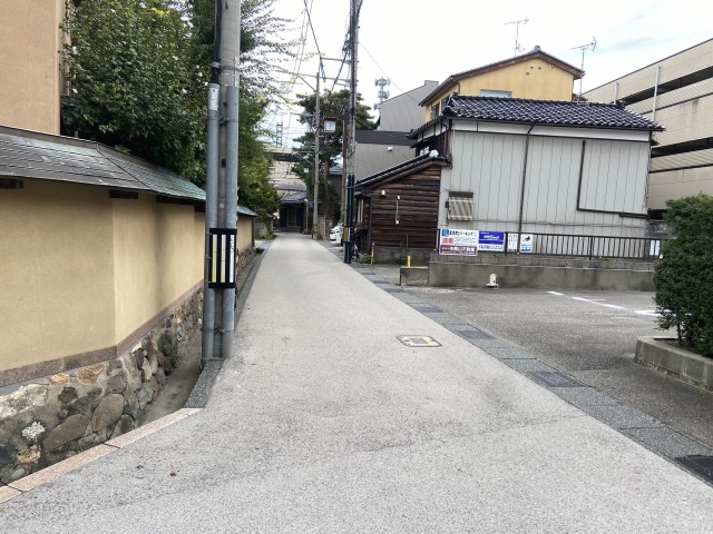 里見町駐車場の駐車場写真