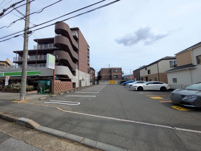 駐車場写真2