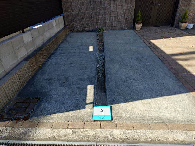 個人宅:小田原2丁目駐車場の駐車場写真