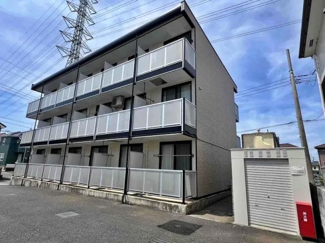 レオパレスNeeds駐車場【42715】の駐車場写真