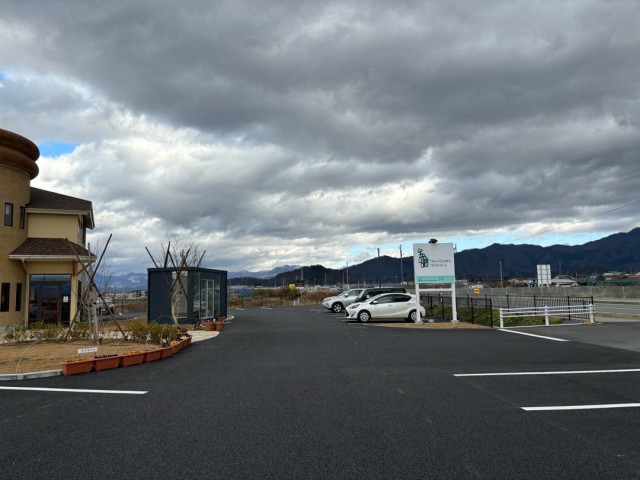 長岡1624-1駐車場の駐車場写真