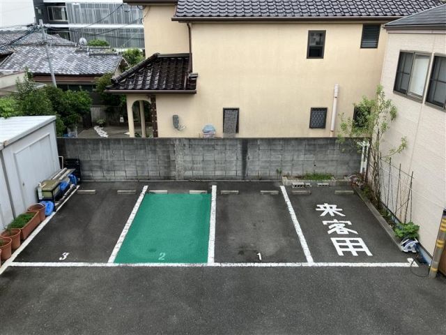 駐車場写真2