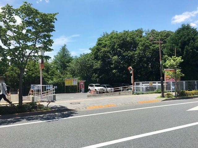 駐車場内写真