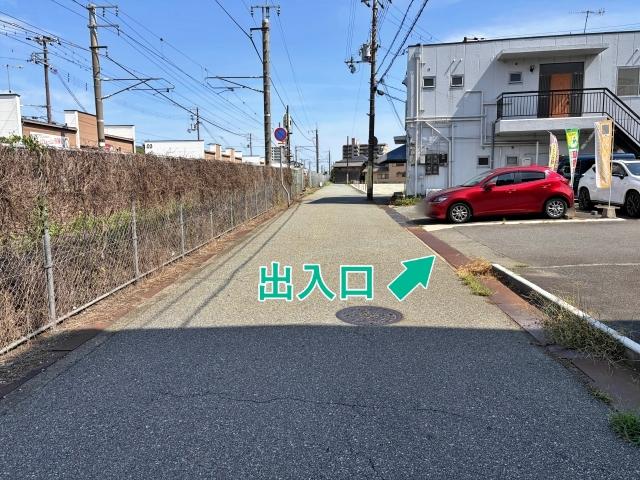 新在家駐車場の駐車場写真