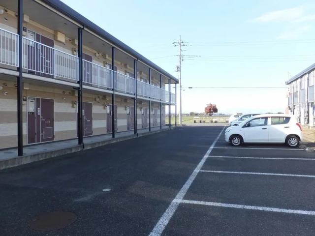 レオパレス安堀Ⅱ駐車場【24498】の駐車場写真