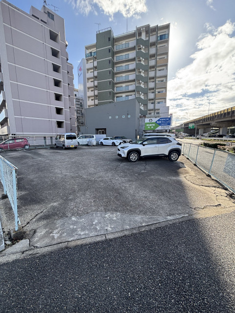 熱田駐車場　 熱田区伝馬1丁目12-23-2の駐車場写真