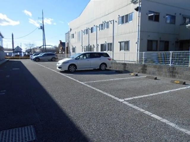 レオパレス城南駐車場【21747】の駐車場写真
