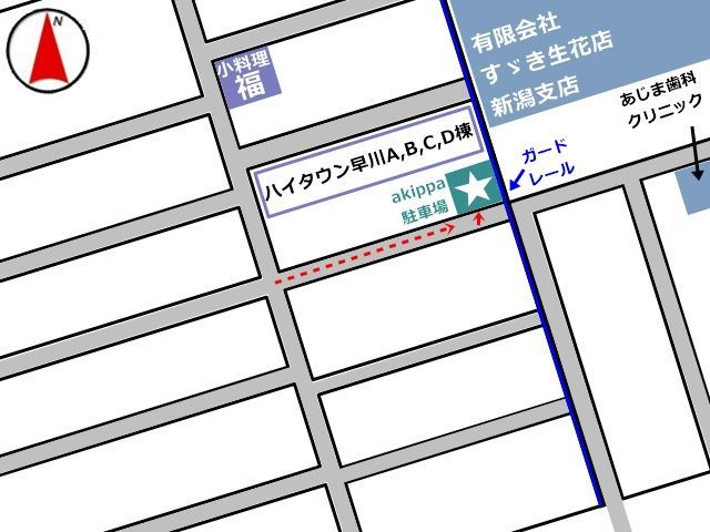 駐車場までの道が似た道路が隣接しています。しっかりと図を確認して間違いの無いよう駐車してください。