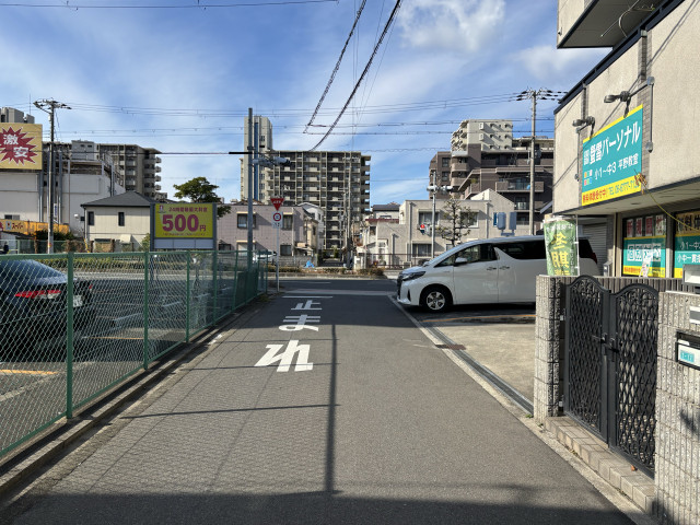 【現在お試し運用中の為、期間限定特別価格にしております】の駐車場写真