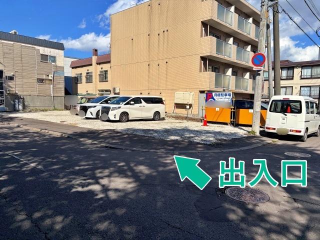 東札幌2-5パーキングの駐車場写真