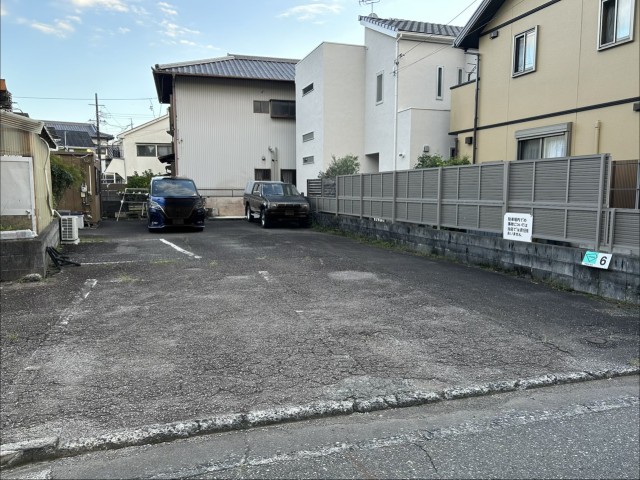 籠上6-27駐車場の駐車場写真