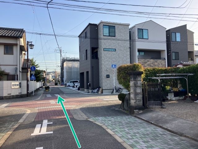 [89f50]下方町4丁目 個宅駐車場の駐車場写真