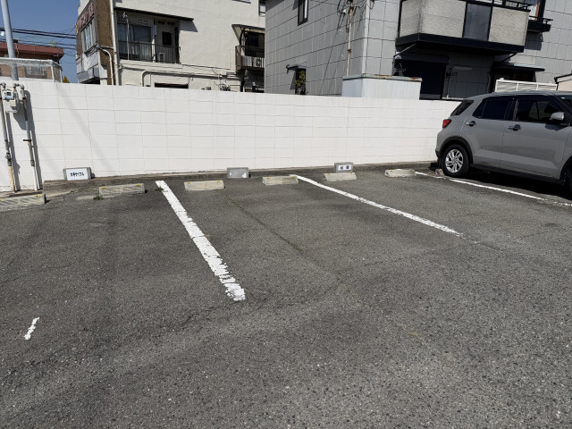 太寺大野町2693-1駐車場の駐車場写真