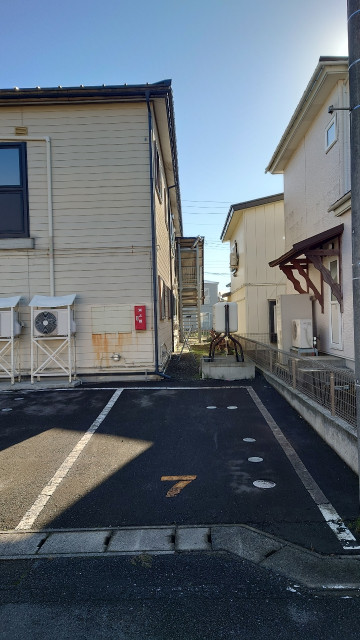 コーポむつ駐車場の駐車場写真