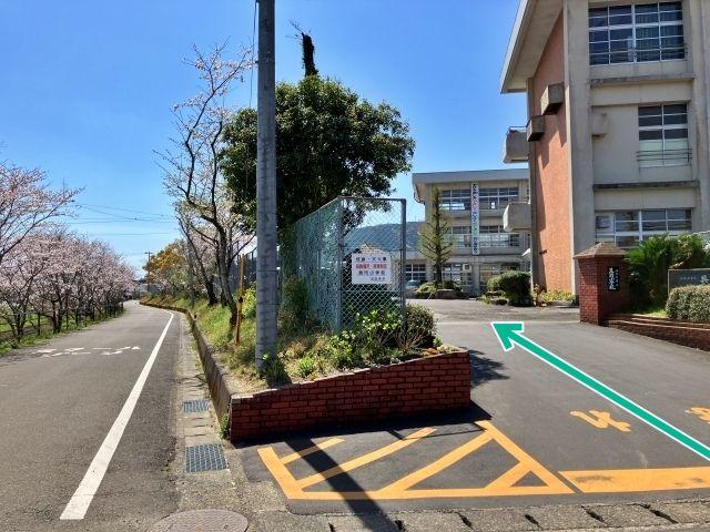 四万十市立具同小学校【しまんと市民祭納涼花火大会公式】の駐車場写真
